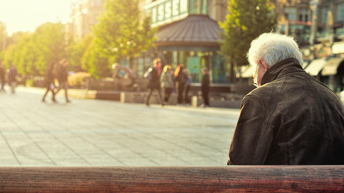 Man sitting on a bench © Huy Phan 2016 Unsplash Man sitting on a bench © Huy Phan 2016 Unsplash