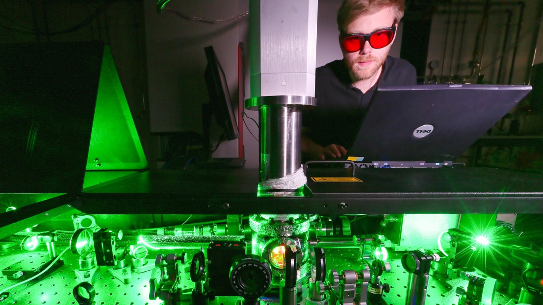La configuration 2-D ultrafast UV spectroscopy © Alain Herzog/EPFL