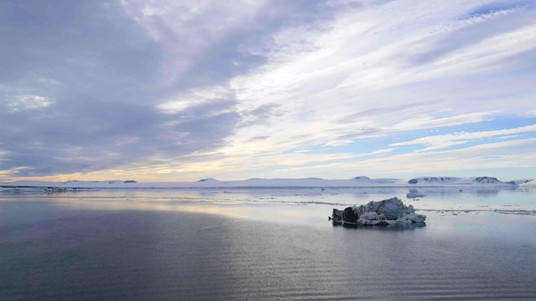 Polar landscape. ©E.Sauvageat