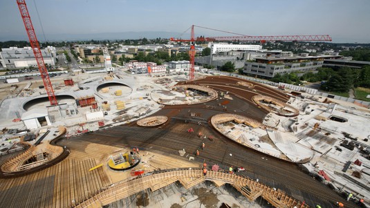 Construction du RLC © Alain Herzog / EPFL 2010