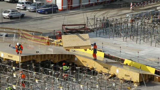 Construction du RLC © Alain Herzog / EPFL 2010