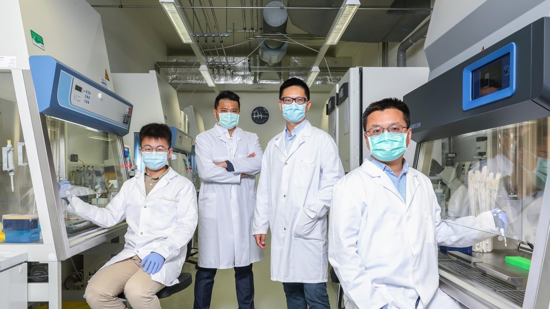 Yu-Qing Xie, Ping-Chih Ho, Li Tang and Yugang Guo © Alain Herzog / 2021 EPFL Yu-Qing Xie, Ping-Chih Ho, Li Tang and Yugang Guo © Alain Herzog / 2021 EPFL