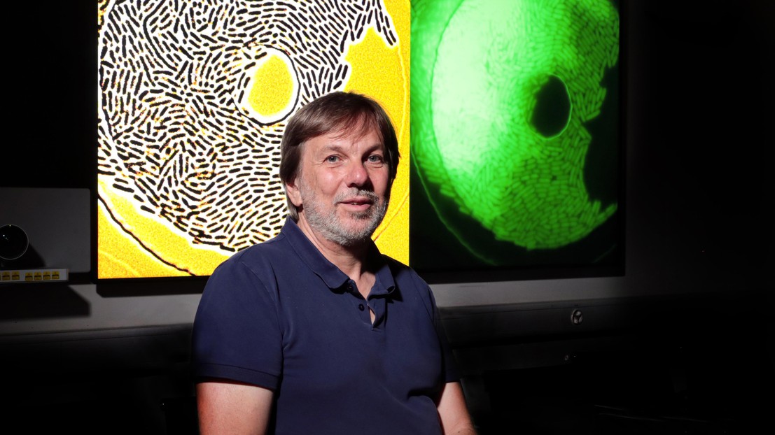 Daniel Sage, scientific advisor at the EPFL Center for Imaging holds regular Image Analysis Breakfasts © 2021 Alain Herzog