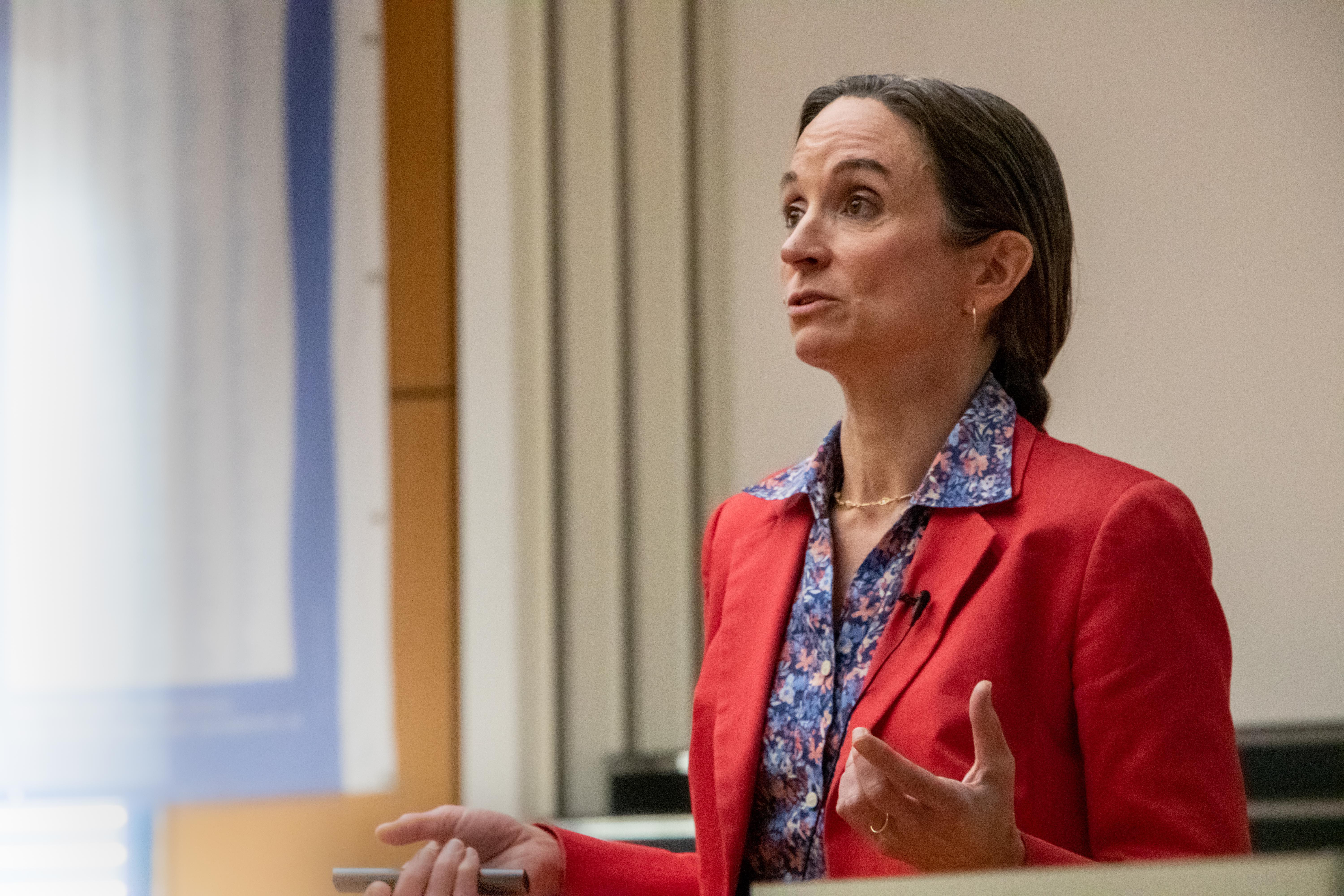 Kathryn Hess speaking at this year's "Teaching Day" © J. Clerget / EPFL 2021