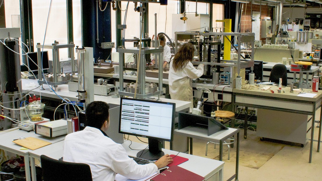 The Laboratory of Soil Mechanics (LMS), © 2021 EPFL