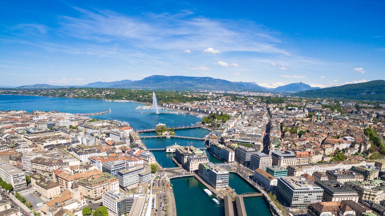 This is the first in Switzerland that uses spatial cluster detection methods to investigate life-expectancy inequality at the neighborhood level. © iStock