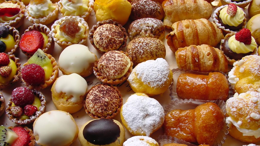 Selection of pastries EPFL/ iStock