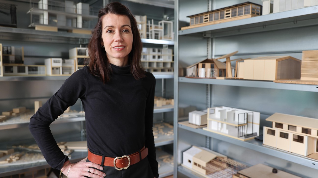 Martine Laprise est collaboratrice scientifique au Laboratoire d’architecture et de technologies durables. © Muriel Gerber / Alain Herzog Martine Laprise est collaboratrice scientifique au Laboratoire d’architecture et de technologies durables. © Muriel Gerber / Alain Herzog