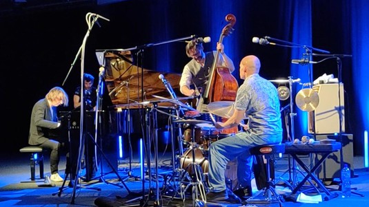 Le Michael Wollny Trio en concert à l'EPFL le 11 mai : Michael Wollny (piano) Christian Weber (basse) Eric Schaefer (batterie) .   2022 EPFL/ Virginie Martin - CC-BY-SA 4.0