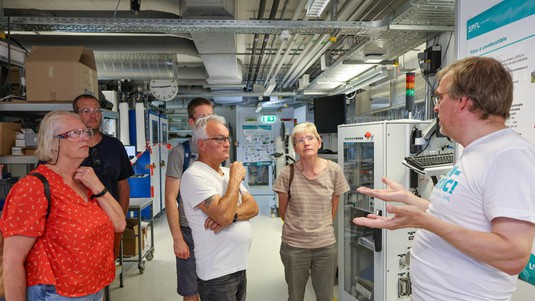 Visites de laboratoires et rencontres avec les scientifiques © Alain Herzog / 2022 EPFL