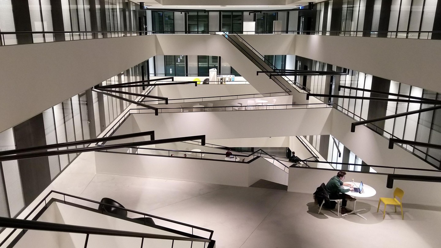 Wie Ziek persoon Aanwezigheid Laboratory for Applied Mechanical Design ‐ EPFL