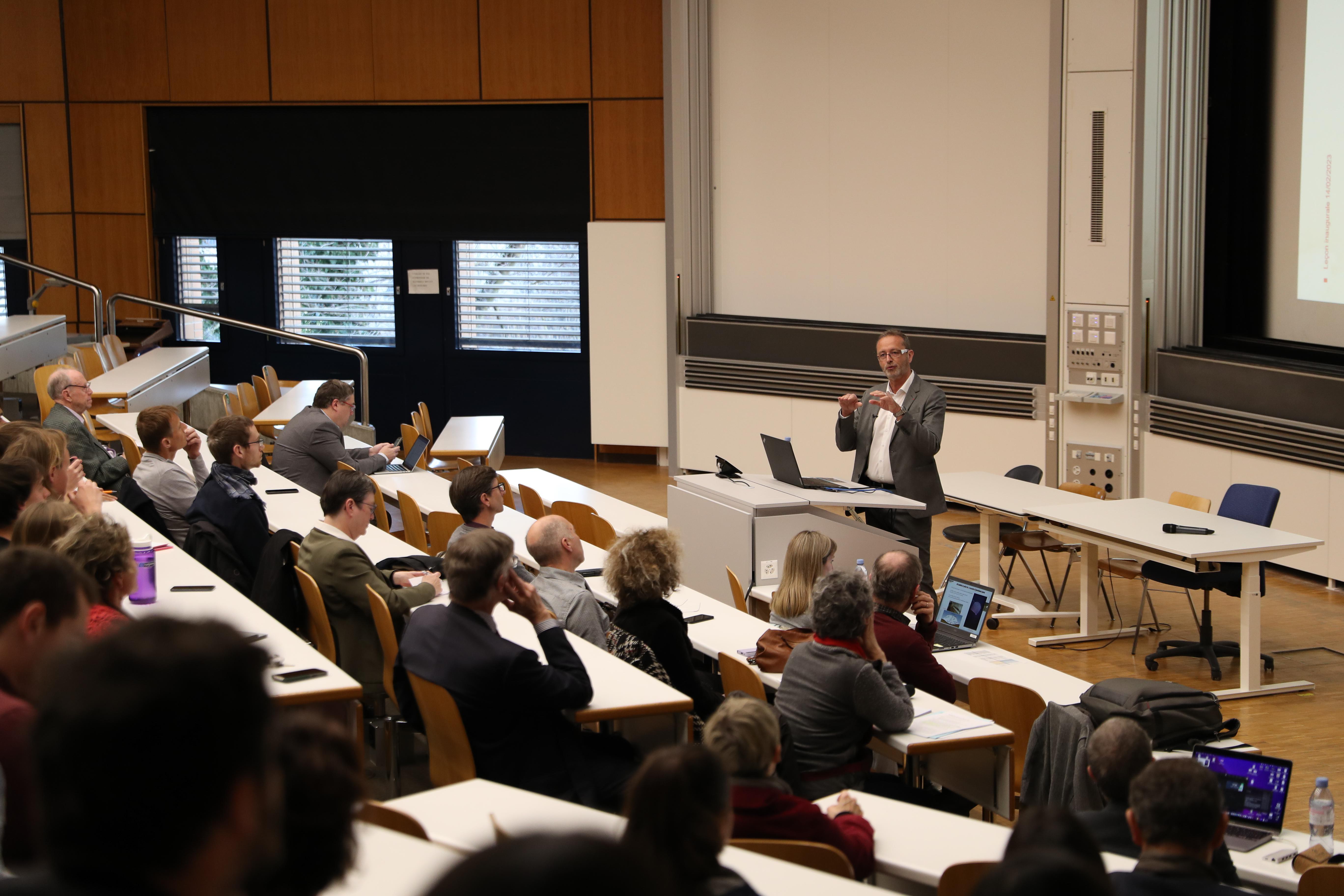 © 2023 EPFL