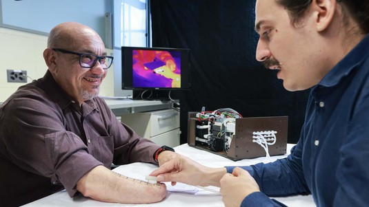 EPFL / Alain Herzog. Fabrizio Fidati (left) and Francesco Iberite.