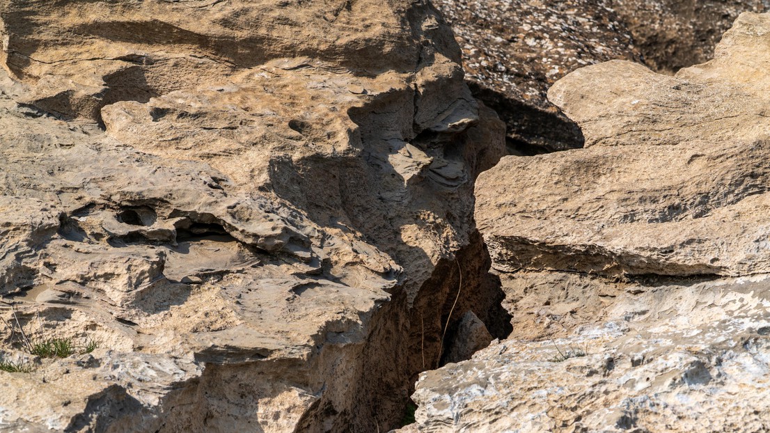 Des failles dans la roche © EPFL/Istock