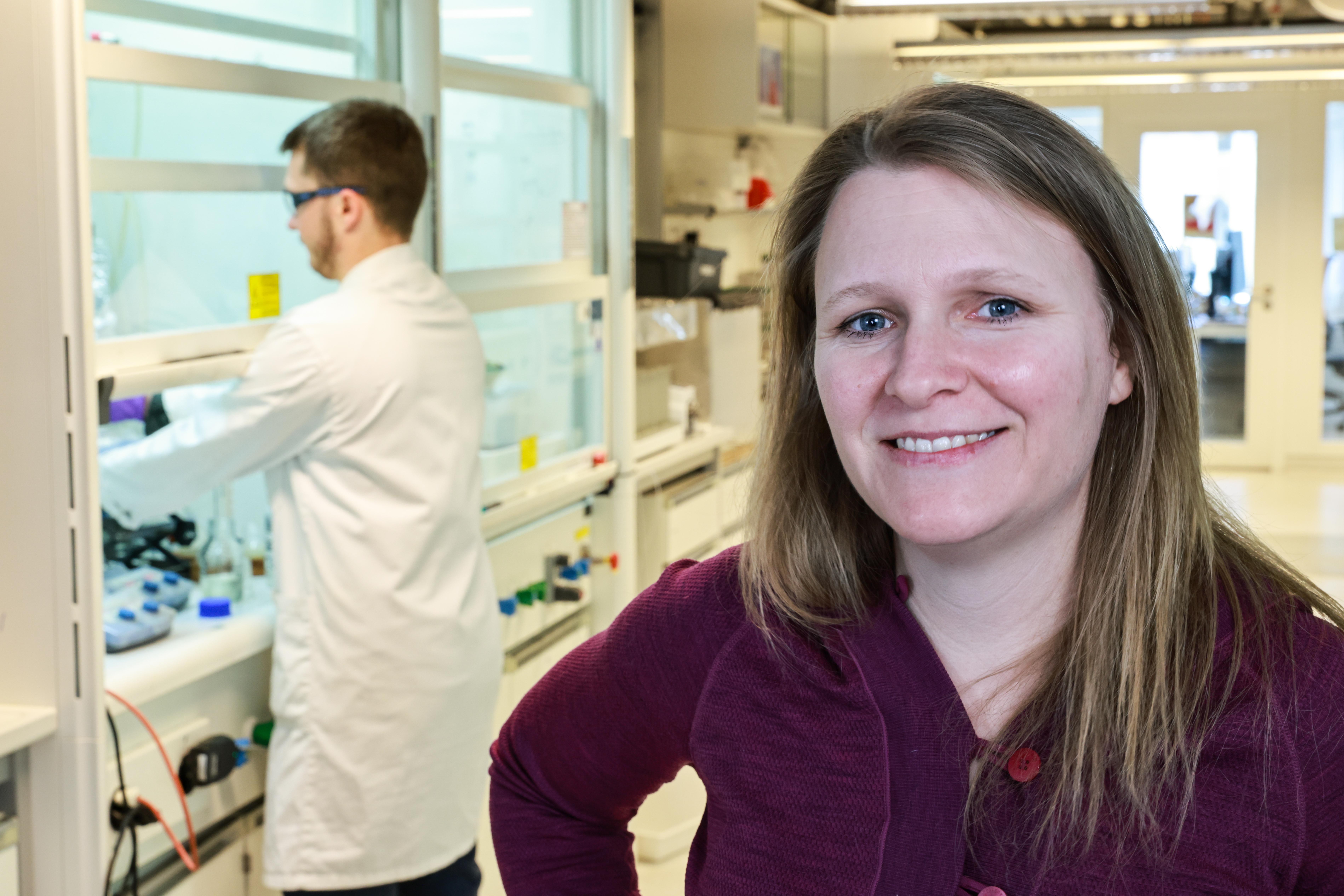 Prof. Wendy Queen heads the Laboratory for Functional Inorganic Materials. ©Alain Herzog/EPFL