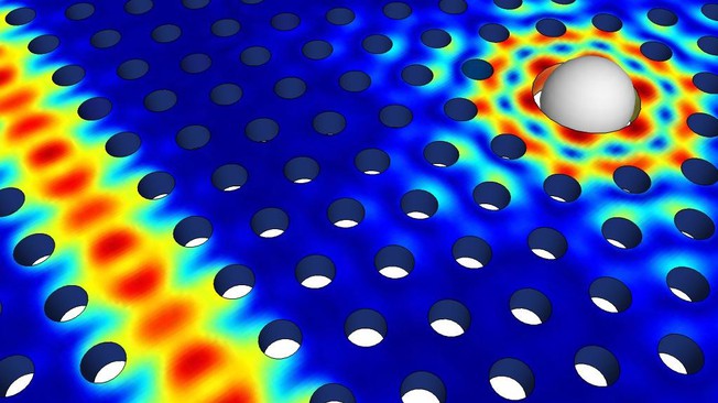 Resonant optical tweezers in photonic crystal cavities