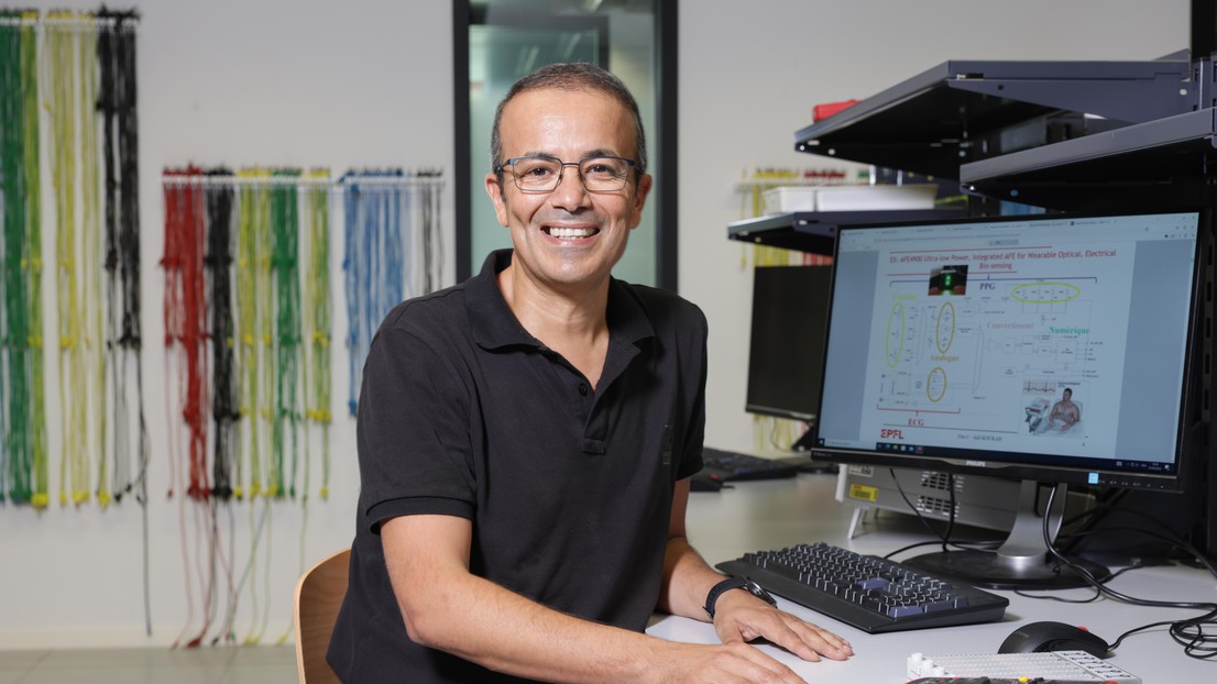 Adil Koukab, meilleur enseignant 2023 de la section de génie électrique et électronique - 2023 / Alain Herzog - CC-BY-SA 4.0.