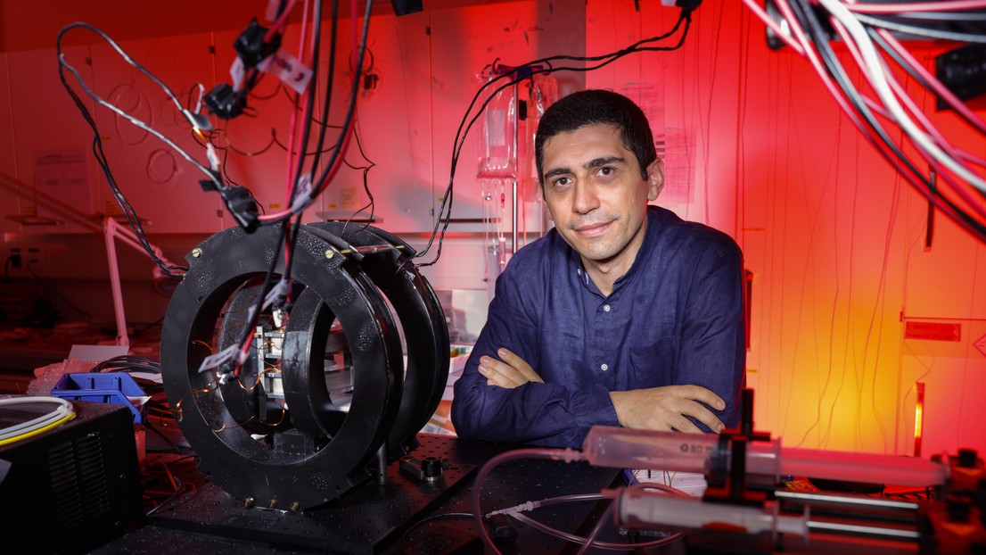 Selman Sakar, best teacher in the mechanical engineering section at EPFL for 2023 - 2023 EPFL/Alain Herzog - CC-BY-SA 4.0