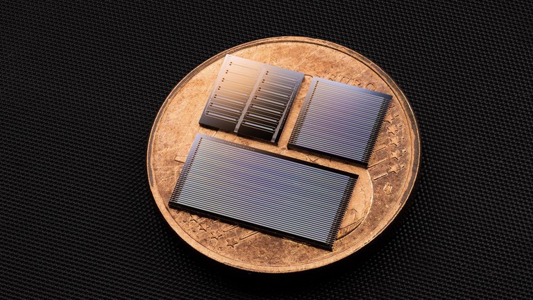 Lithium tantalate photonic integrated circuits. Credit: Nikolai Kuznetcov (EPFL)