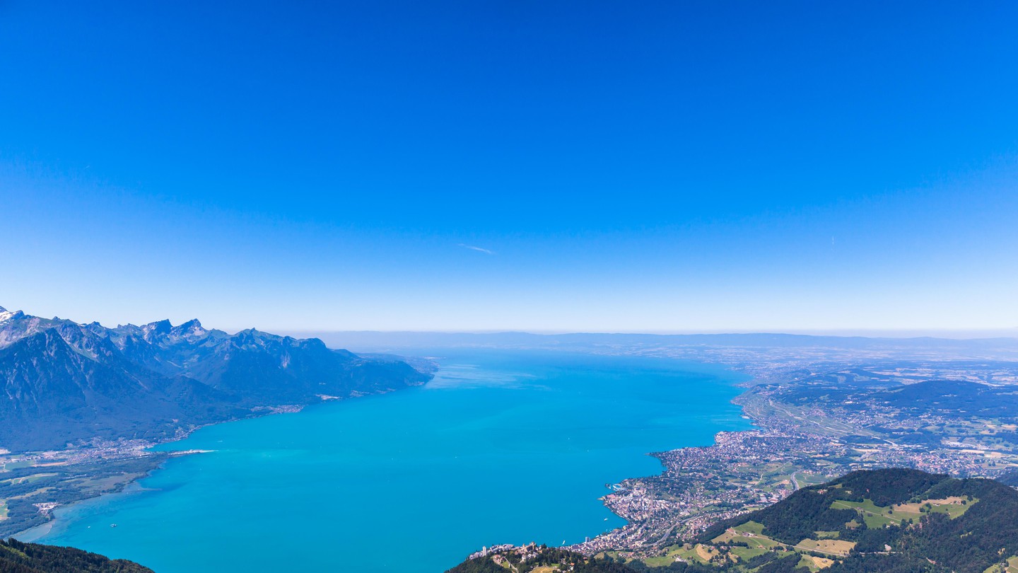 Aerial view of Lake Geneva.© Istock/VogelSP