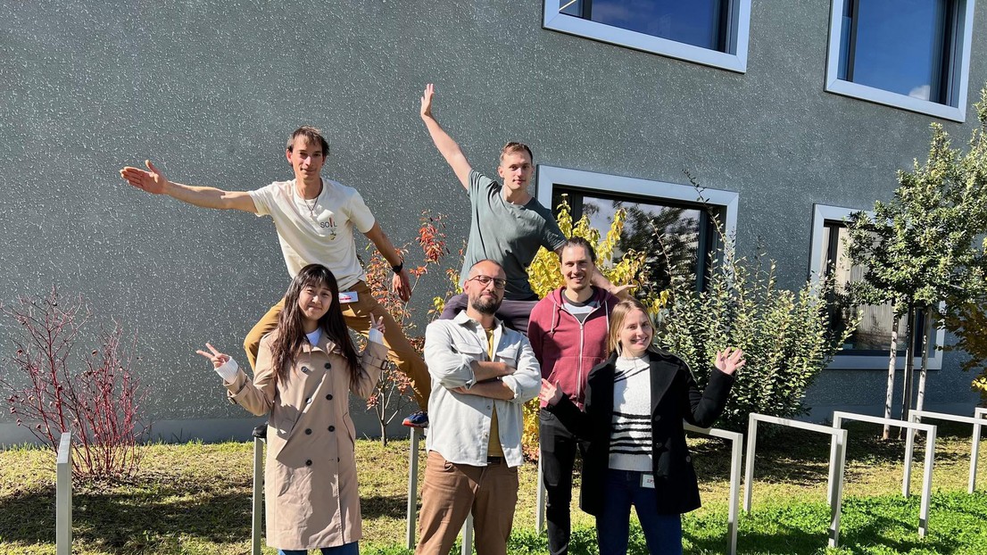 SOIL group outside Alpole!  From top left to bottom right: Bence, Gino, Xinru, Filippo, Lorenz, Emma © 2024 Geraldine Gfeller