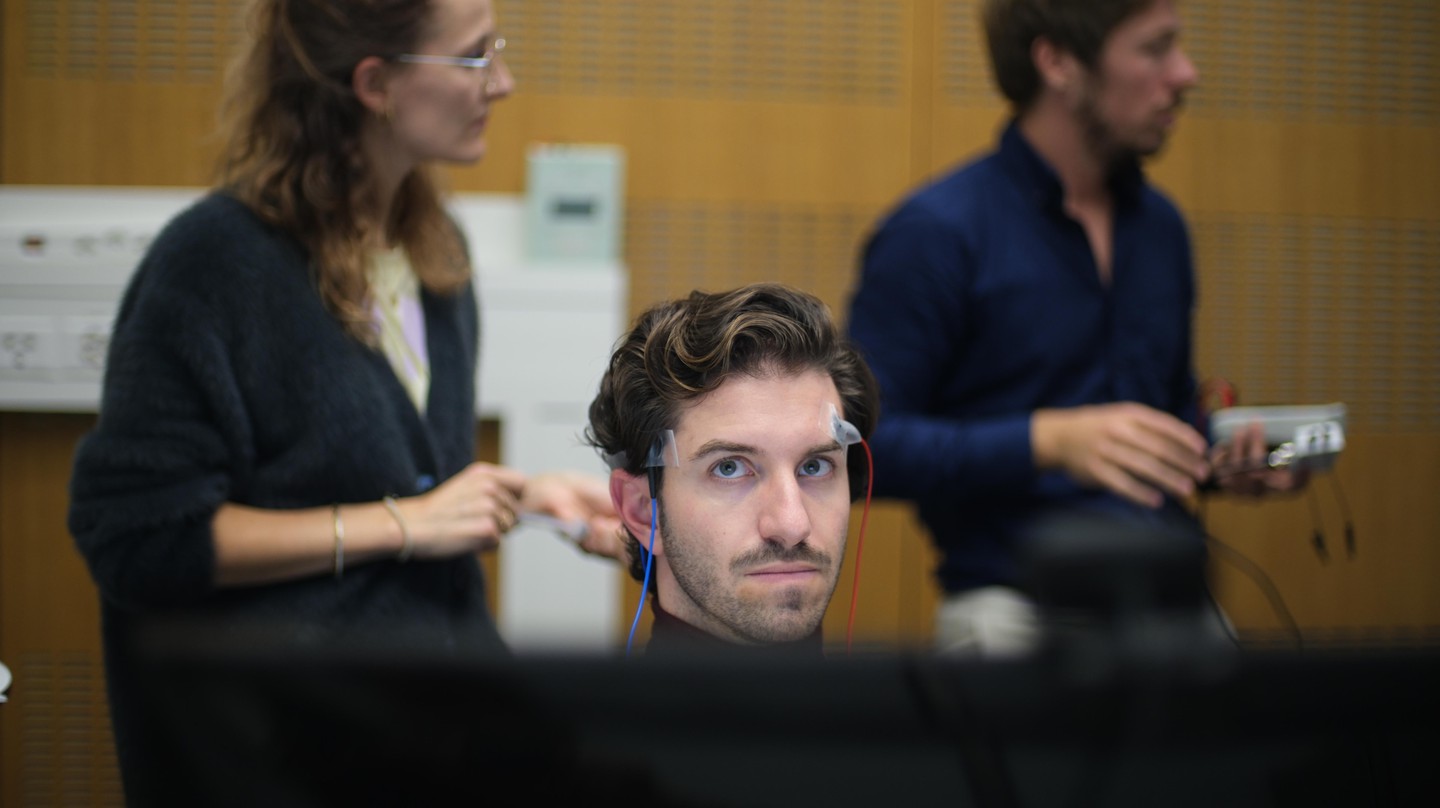 Non-invasive brain stimulation at EPFL © 2024 EPFL/Jamani Caillet - CC-BY-SA 4.0