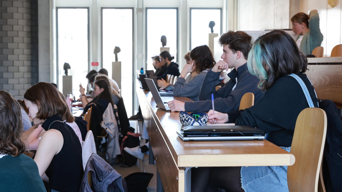 According to the survey, students use GAI as a learning aid. © Alain Herzog 2024 EPFL