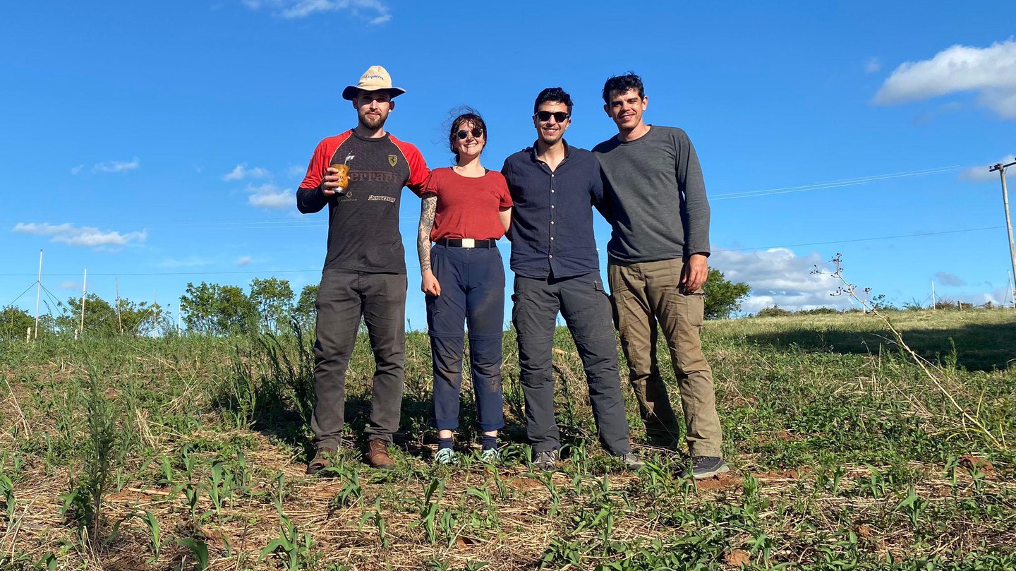 Participants of the soil sampling campaing from left Junior, Yasmine, Orly and Antonny © 2025 O. Mendoza