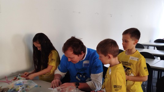 © 2025 EPFL_Championnat sciences defi coach