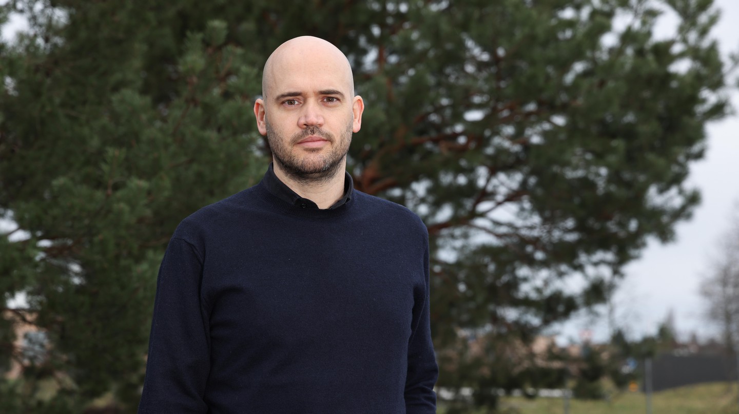 Tiago P. Borges is architect and PhD student at EPFL. © 2024 EPFL / Alain Herzog