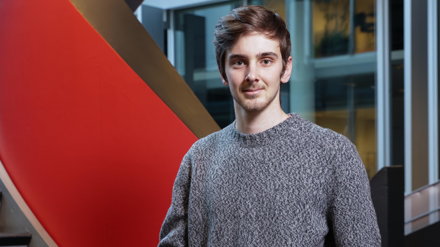 Gustave Lapierre founded a promising startup focused on AI-driven text data analysis - 2025 EPFL/Alain Herzog - CC-BY-SA 4.0