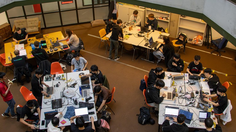 Teams competing in the 2025 LakeCTF © 2025 EPFL/ Léo Noa Riccio - CC-BY-SA 4.0