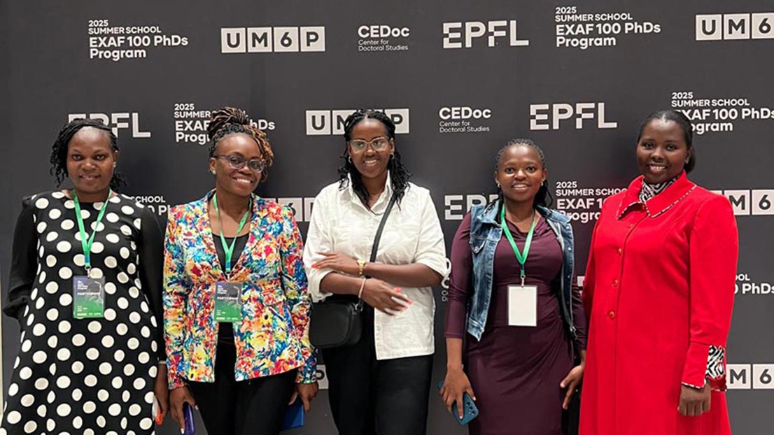 Nancy Evans (in red) during the 2025 Summer School in Ben Guerir © 2025 EXAF/EPFL