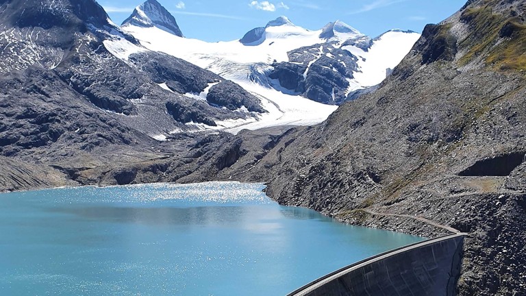 The Gries glacier and dam in 2020. © Andrea Baumer