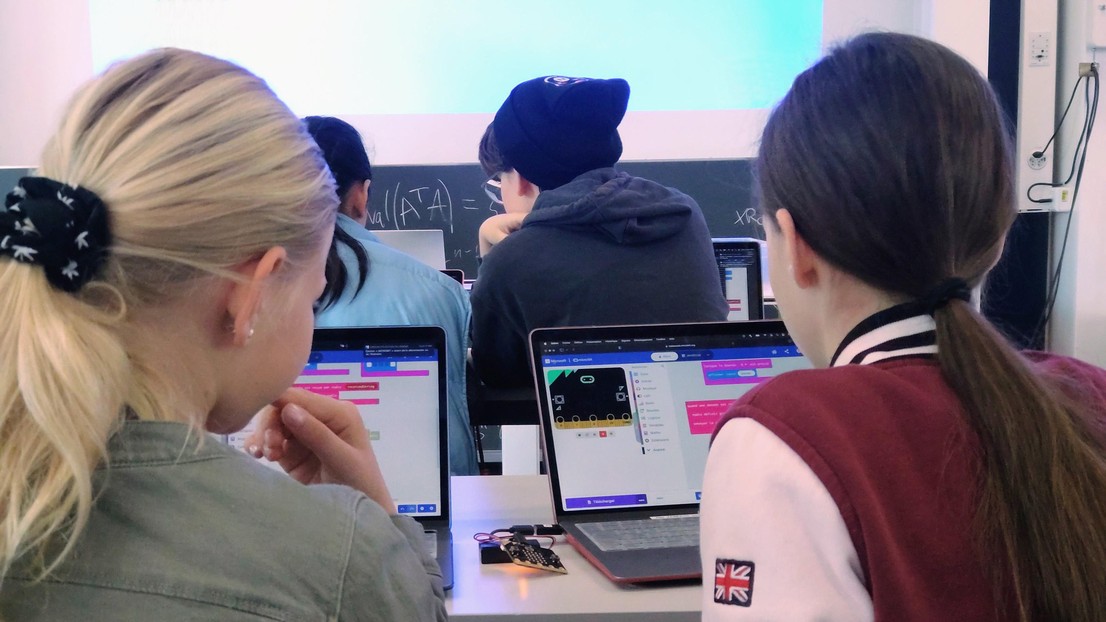 SPS© 2025 EPFL SPS© 2025 EPFL