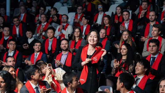 © Lundi 13 / 2025 EPFL