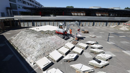 Démolition de la plateforme. 2025 EPFL/ A.Herzog - CC-BY-SA 4.0