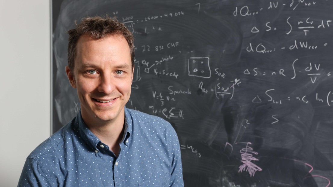 Jeremy Luterbacher, 2025 best teacher award for the chemistry and chemical engineering section. 2026 EPFL/Alain Herzog - CC-BY-SA 4.0