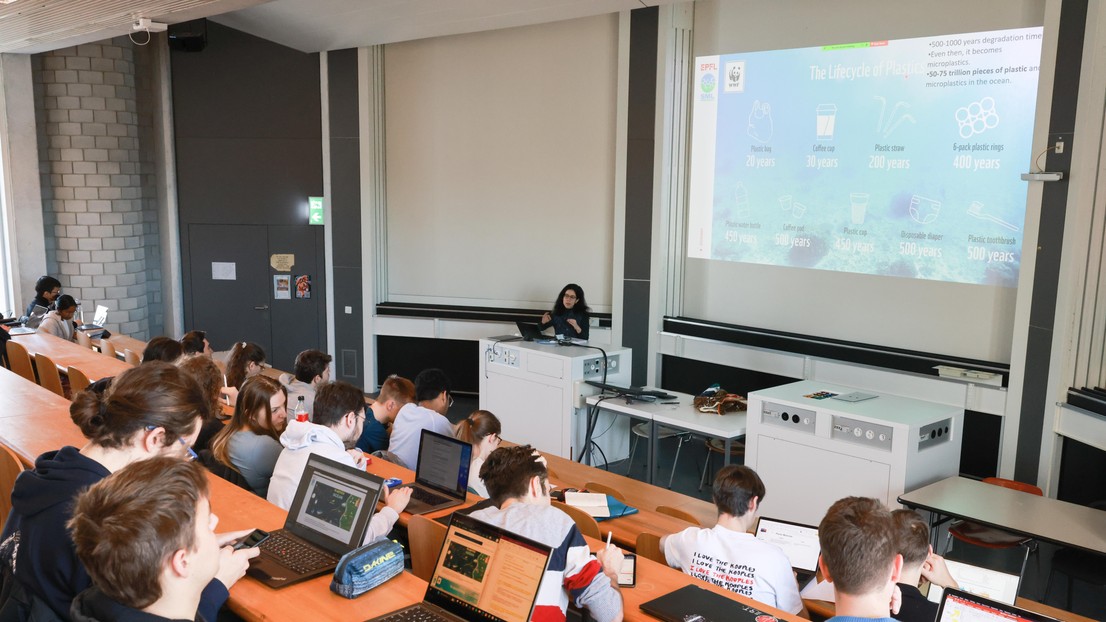 The lecture  "Sustainability and materials". © 2023 EPFL/Alain Herzog - CC-BY-SA 4.0
