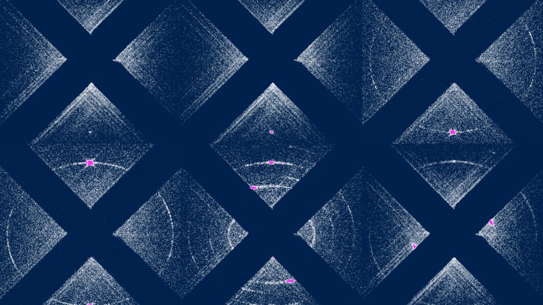 Imaging nonlinear magnon processes in momentum space. 2026 EPFL CC BY SA