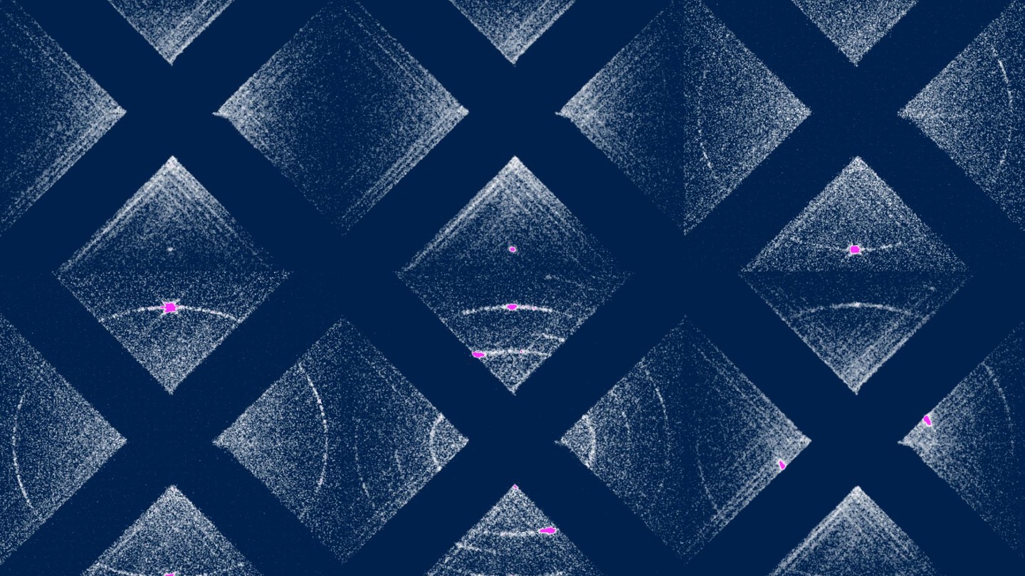Imaging nonlinear magnon processes in momentum space. 2026 EPFL CC BY SA