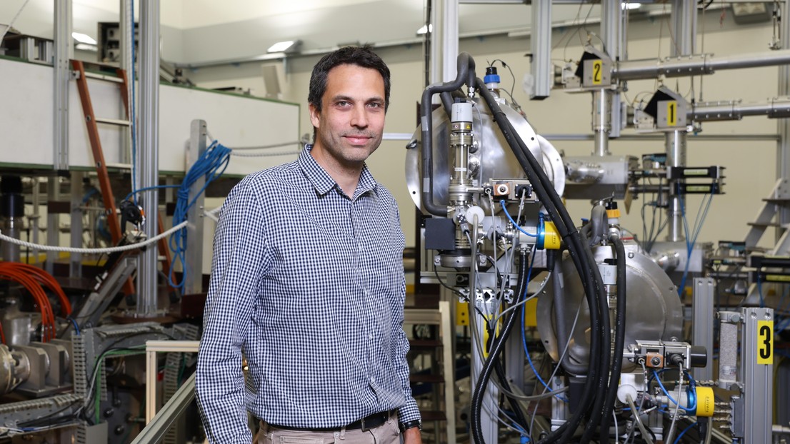 Christian Theiler, meilleur enseignant 2025 de la Section de physique de l’EPFL © 2026 EPFL/Alain Herzog - CC-BY-SA 4.0