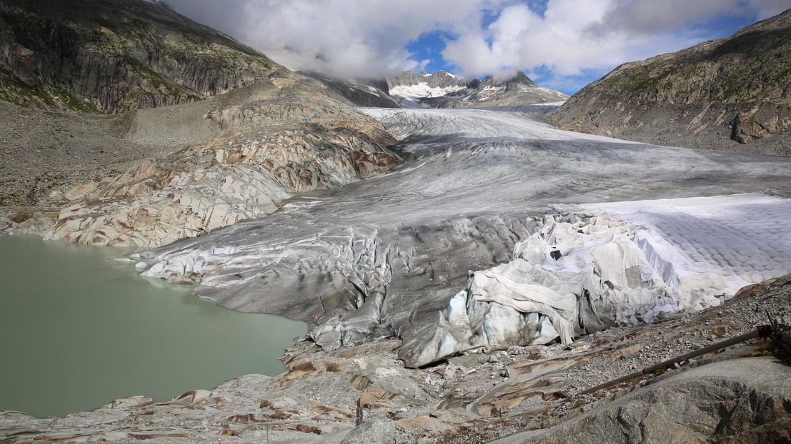 Some 40% of Switzerland’s glacial reserves have disappeared in the past 25 years. © iStock