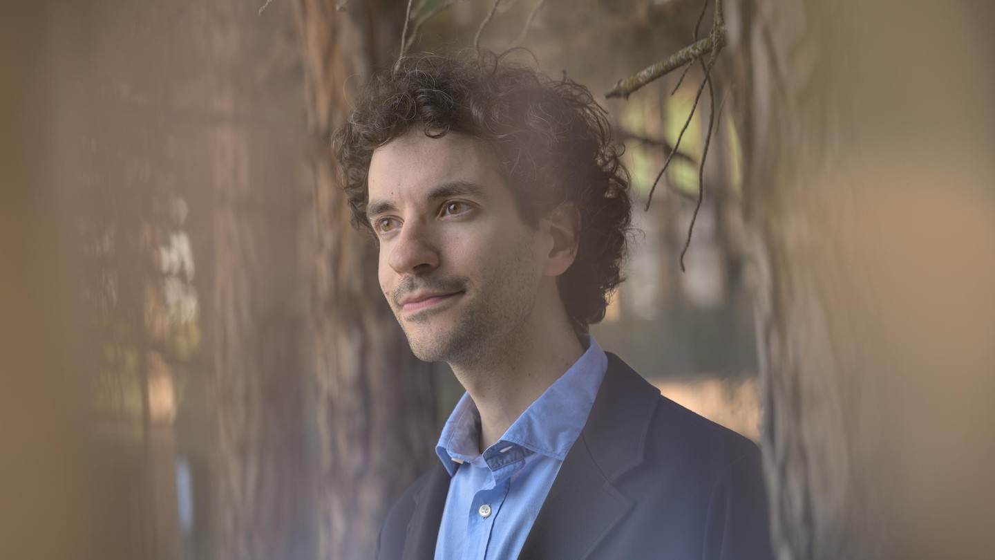 Clément Pit-Claudel is the winner of the EPFL Award for Best Teaching 2026. EPFL/Lundi13/François Wavre -CC-BY-SA 4.0