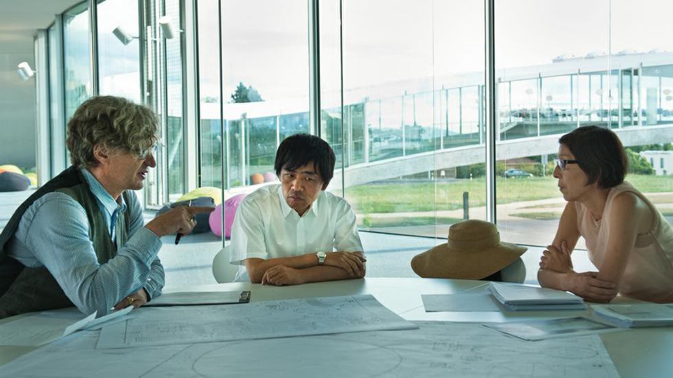Wim Wenders, Ruye Nishizawa et Kazuyo Sejima au Rolex Learning Center. Photo de Donata Wenders