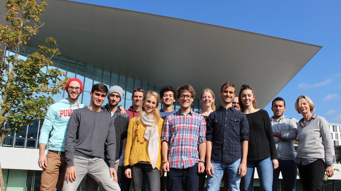 EPFL's 2016 iGEM team © EPFL