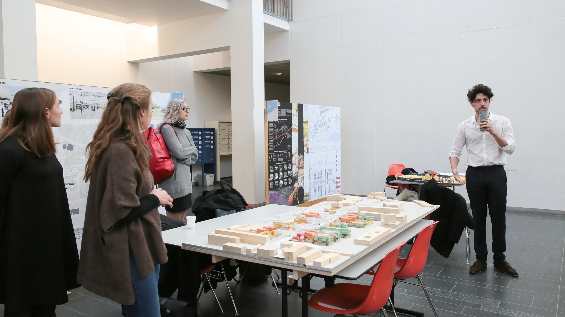 Idiopolis. © Alain Herzog / EPFL 2016