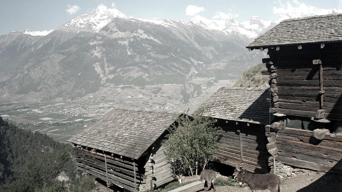 Hameau de Thur dans le village d’Isérables, avril 2017. © Patrick Giromini