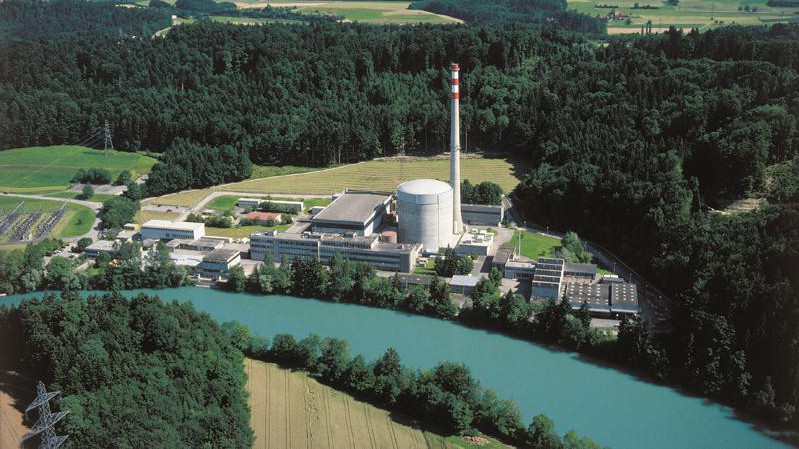 La centrale nucléaire de Mühleberg se situe au bord de l’Aar. © BKW FMB Energie AG