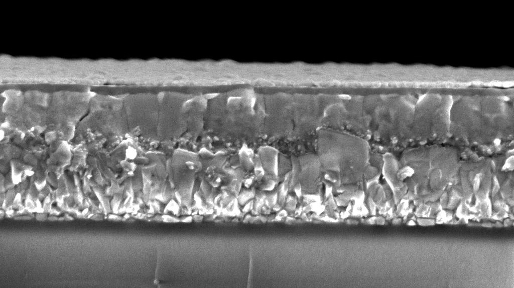 Cross-sectional scanning electron microscopy micrograph of a complete CuSCN solar cell displaying various layers (credit: M. Grätzel/EPFL)